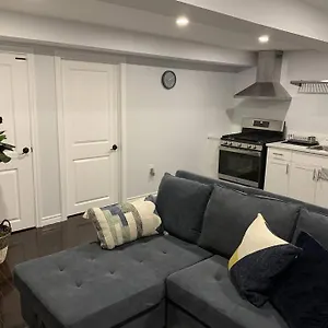 https://cozy-newly-renovated-fully-equipped.niagara-fallshotels.com