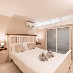 https://apt-minty-sweet-1-bedroom.qawrahotelsmalta.org