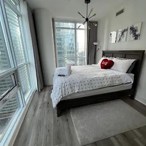https://prestigious-2-bdrm-condo-across-from-scotiabank-arena.hotelstorontoontario.org